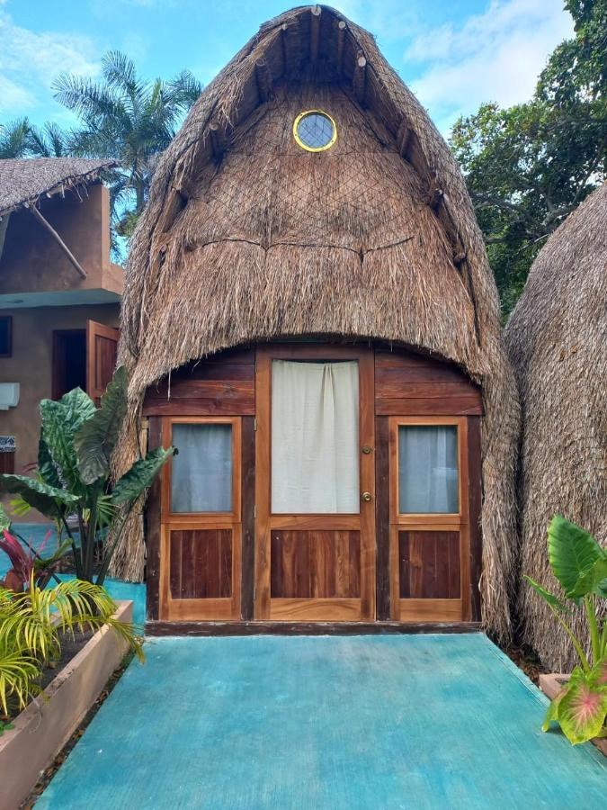 Pepos Xul-Ha Hotell Exteriör bild